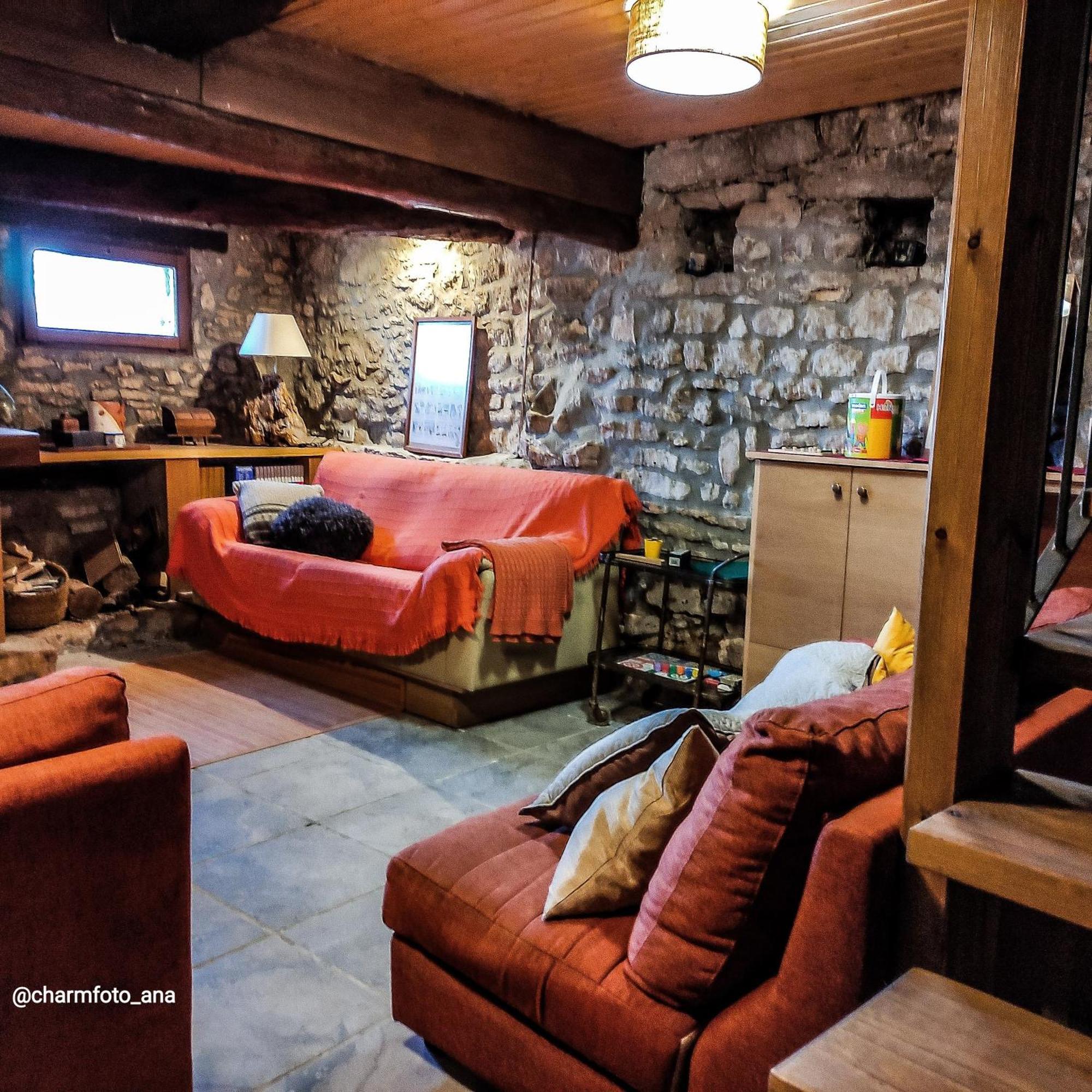 Country house Masia Serret